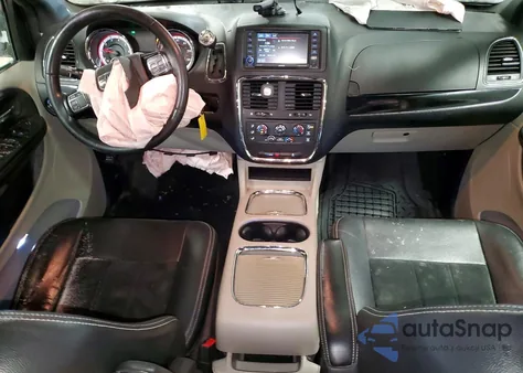 2017 Dodge Grand Caravan Sxt z USA, uszkodzony, nr VIN 2C4RDGCG9HR677501